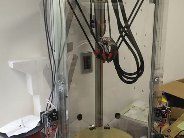 Custom delta 3D printer